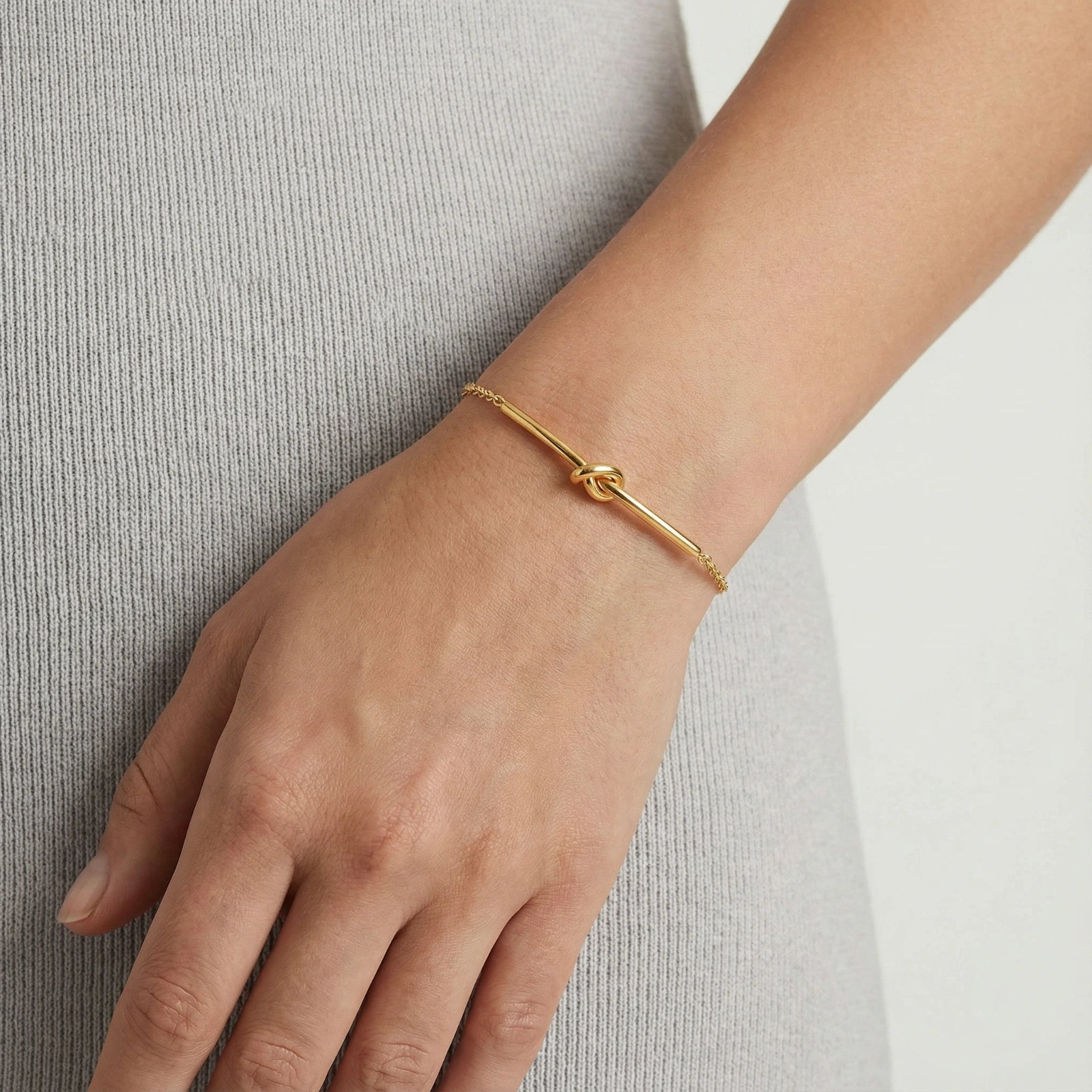 Golden Knot Bracelet