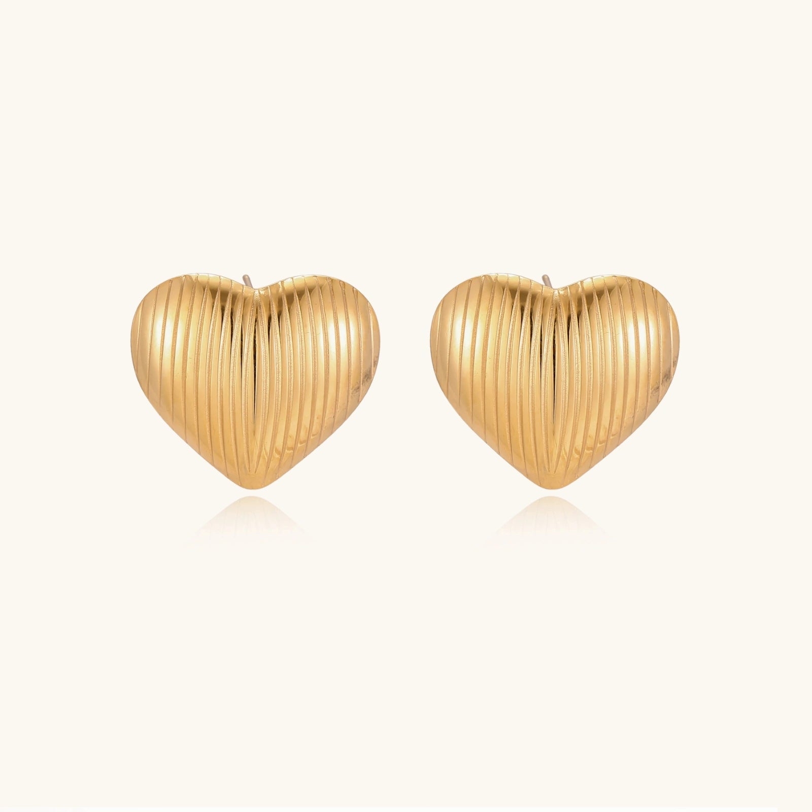 Juliette Ribbed Heart Stud Earrings