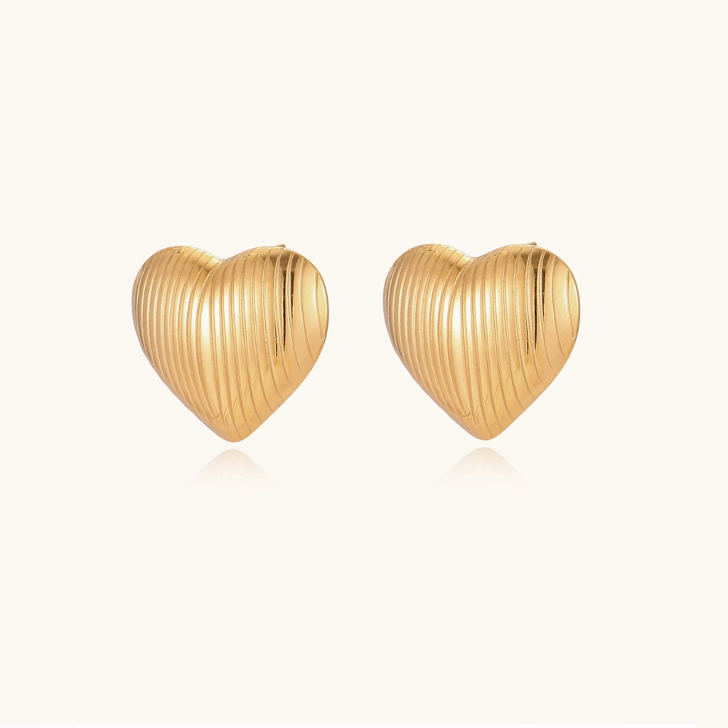 Juliette Ribbed Heart Stud Earrings